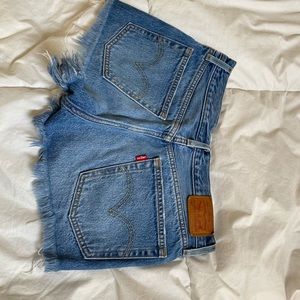Levi Jean Shorts!